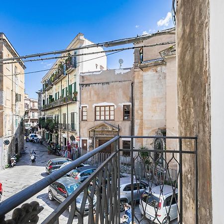 Piazza Pretoria & Quattro Canti Roomy Flats With Balconies ปาแลร์โม ภายนอก รูปภาพ