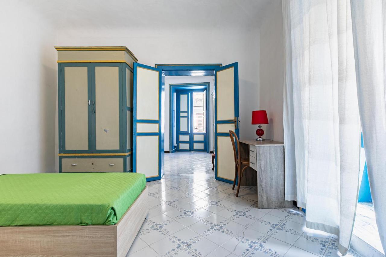 Piazza Pretoria & Quattro Canti Roomy Flats With Balconies ปาแลร์โม ภายนอก รูปภาพ