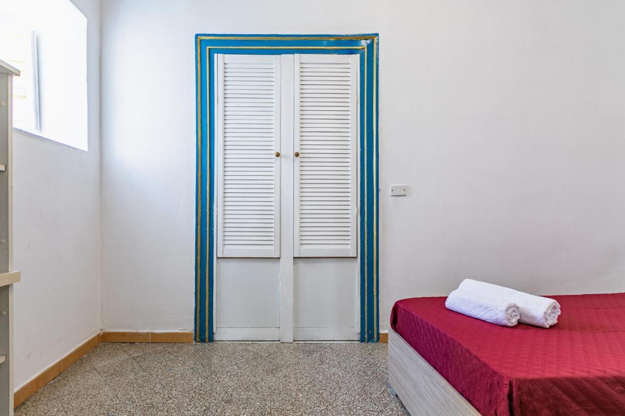 Piazza Pretoria & Quattro Canti Roomy Flats With Balconies ปาแลร์โม ภายนอก รูปภาพ