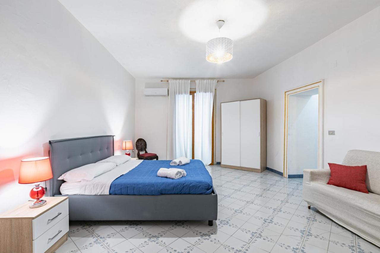 Piazza Pretoria & Quattro Canti Roomy Flats With Balconies ปาแลร์โม ภายนอก รูปภาพ