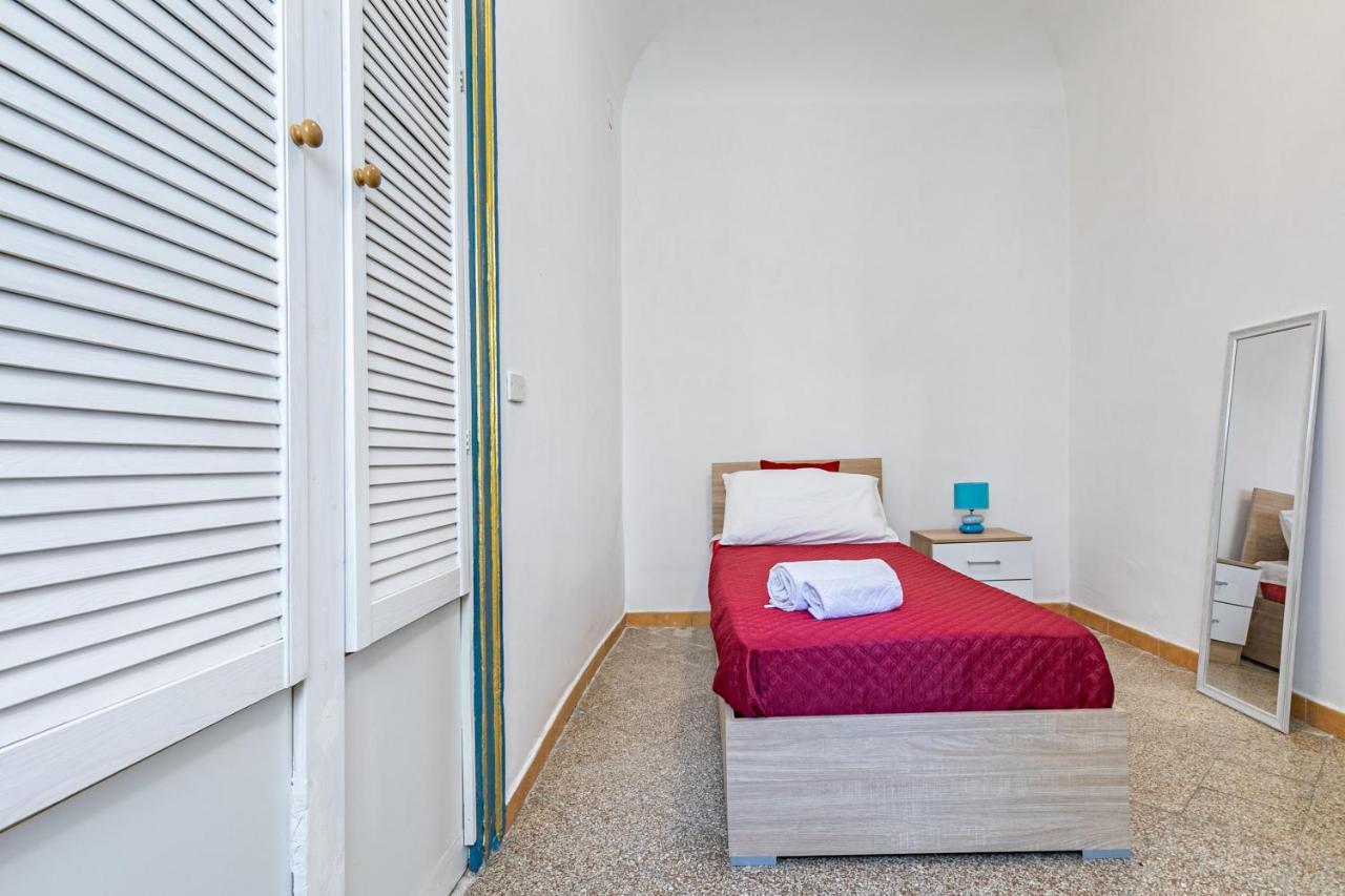 Piazza Pretoria & Quattro Canti Roomy Flats With Balconies ปาแลร์โม ภายนอก รูปภาพ
